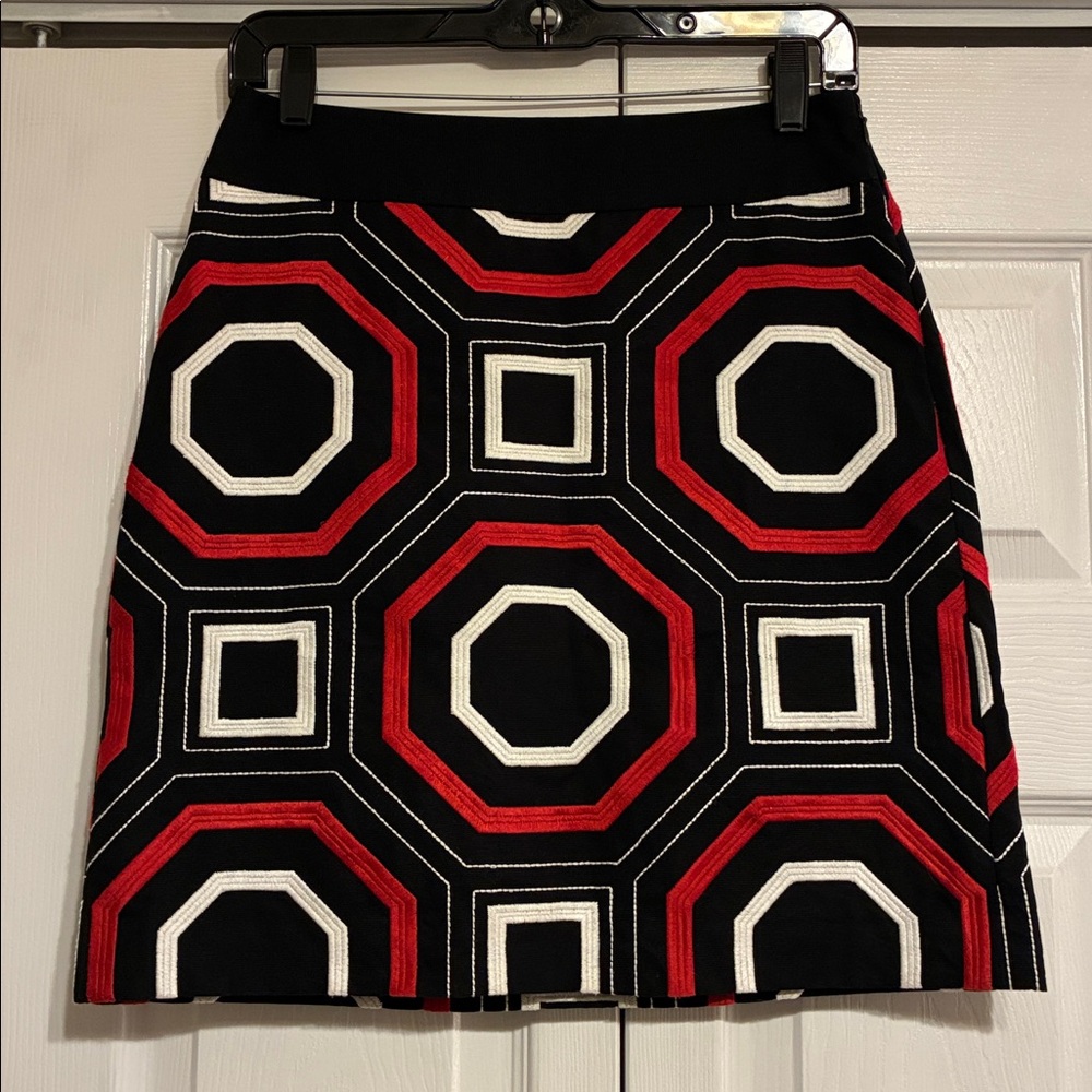 Ann Taylor Black and Red Geometric Mini Skirt
